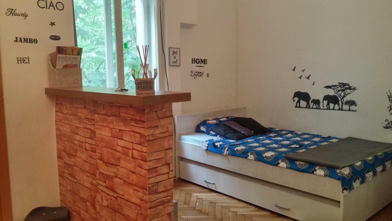 Apartment Marko Zagabria Esterno foto